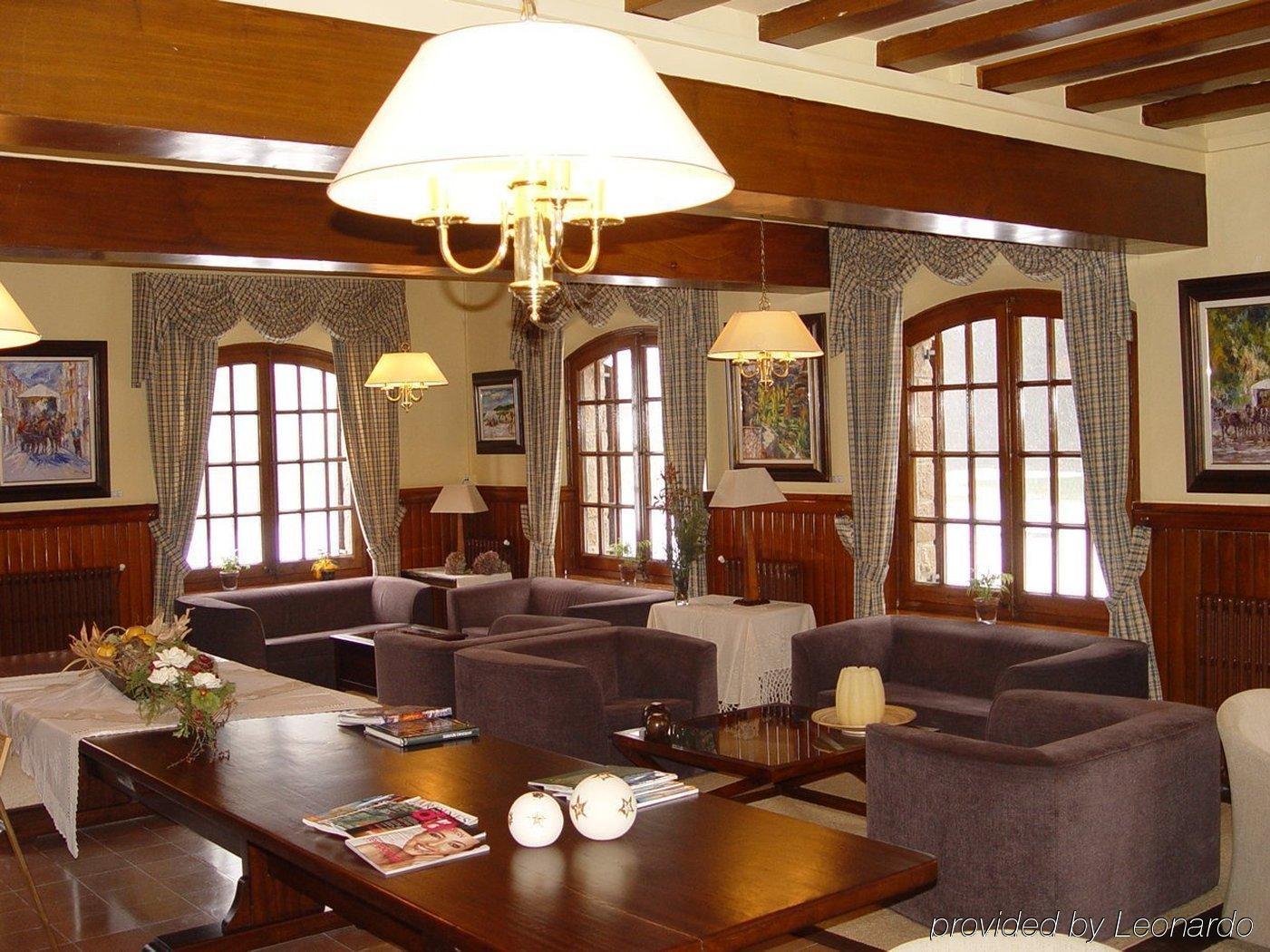 Husa Sant Bernat Montseny Restoran fotoğraf